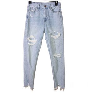 American Eagle‎ Distressed Raw Hem Mom Jean Light Wash 0